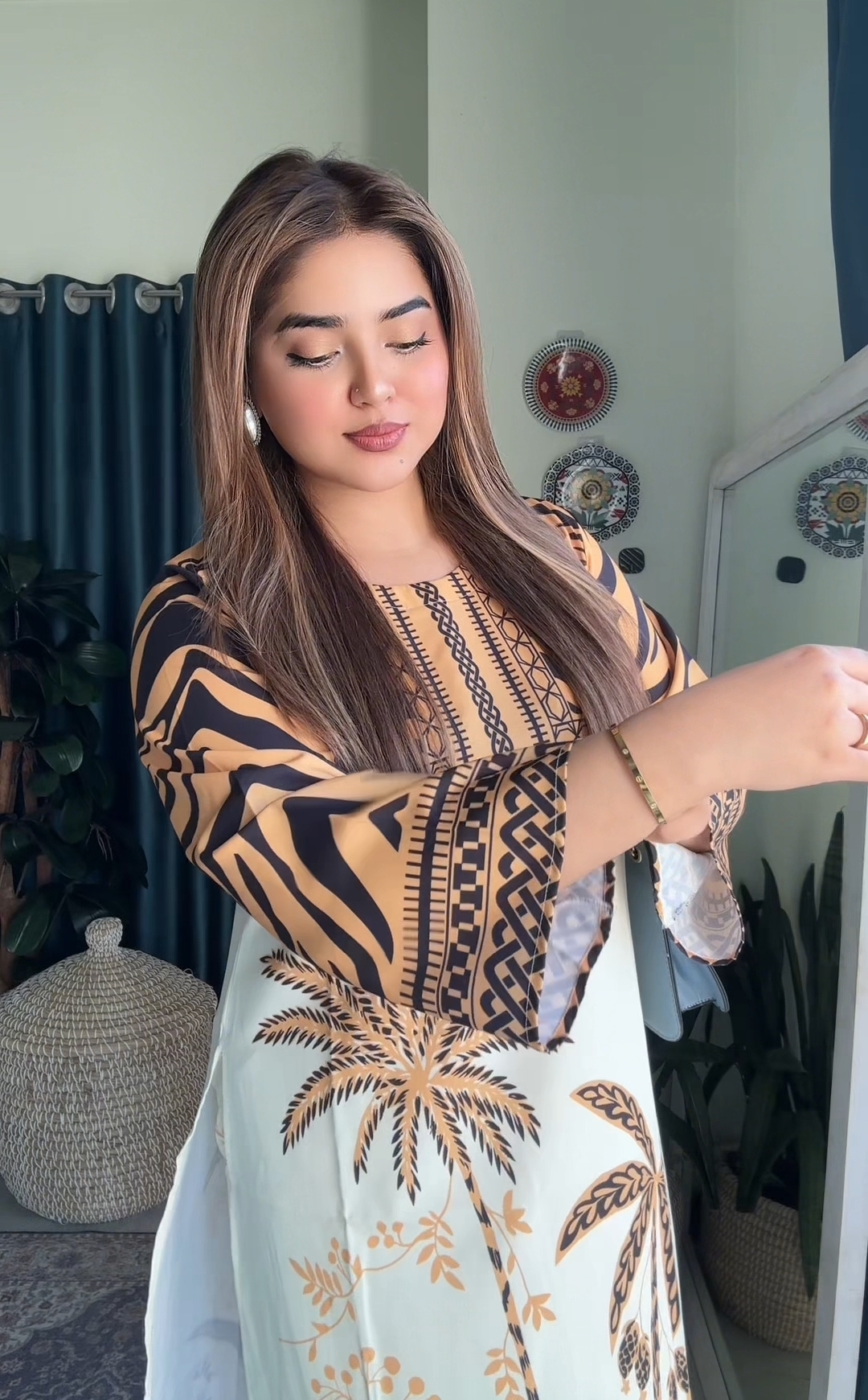 Co-ords golden color - Image 2