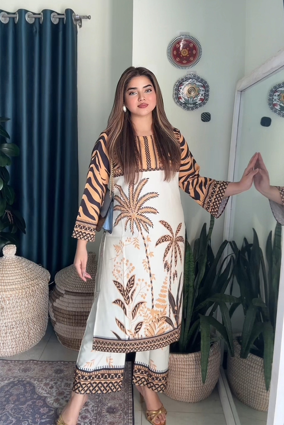 Co-ords golden color